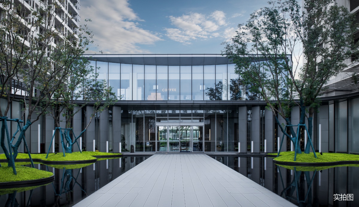 1677464870399615.jpg 04.jpg